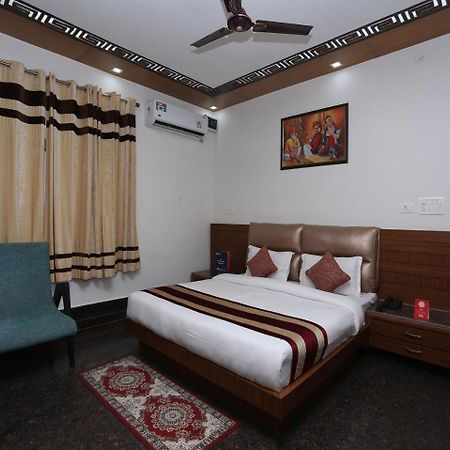 Oyo 10448 Green View Home Stay Dehradun Extérieur photo
