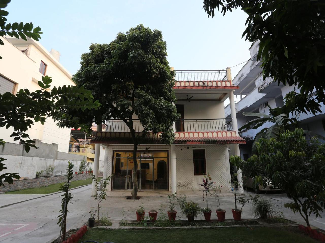 Oyo 10448 Green View Home Stay Dehradun Extérieur photo