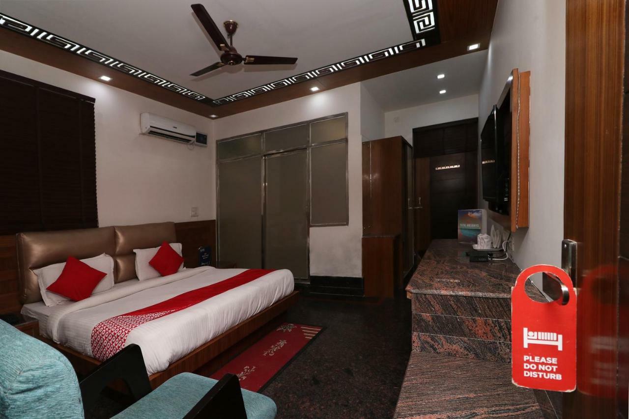 Oyo 10448 Green View Home Stay Dehradun Extérieur photo