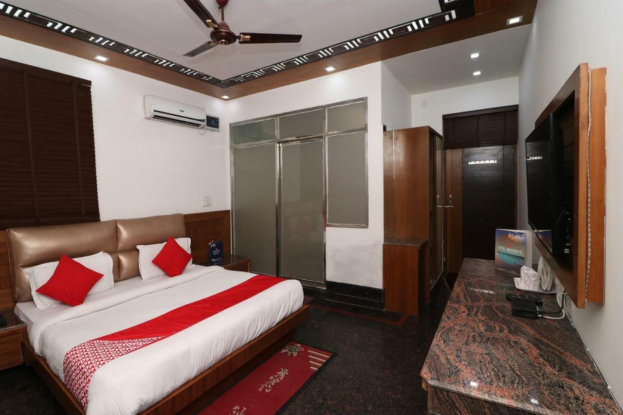 Oyo 10448 Green View Home Stay Dehradun Extérieur photo